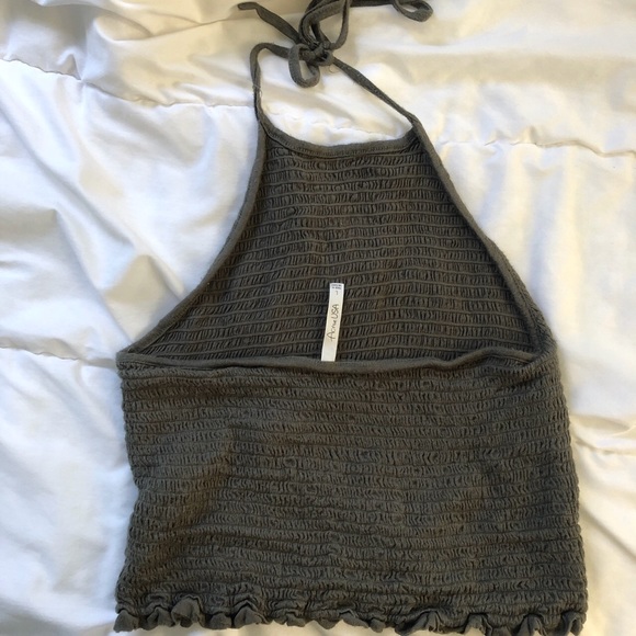 halter top - Picture 3 of 4